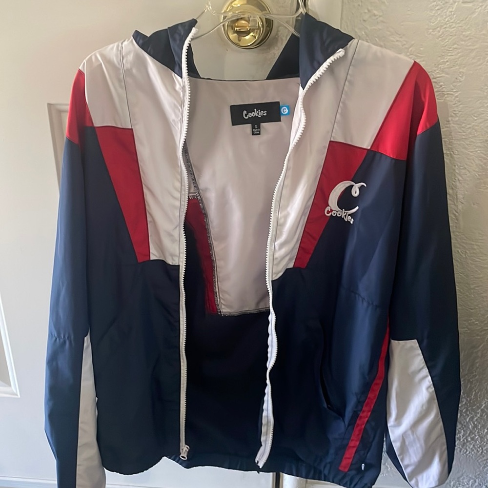 zip up windbreaker